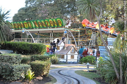 Parque Rodó. - Department of Montevideo - URUGUAY. Photo #29590