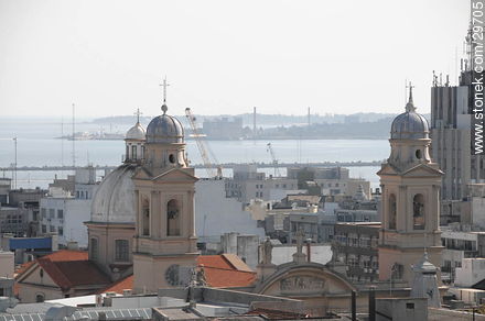 Cúpulas de la Catedral Metropolitana - Departamento de Montevideo - URUGUAY. Foto No. 29705