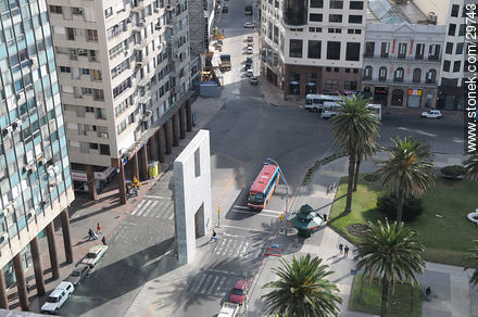 Calle Juncal. Puerta de la Ciudadela - Departamento de Montevideo - URUGUAY. Foto No. 29743