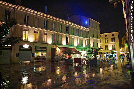 Rue Guizot. Place de l'Horloge - Region of Languedoc-Rousillon - FRANCE. Photo #29914