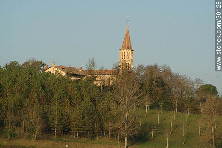 Church in a town at the center-west of France - Region of Midi-Pyrénées - FRANCE. Photo #30128