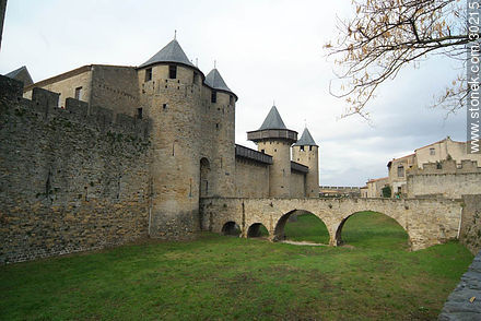 Castle of Carcassonne - Region of Languedoc-Rousillon - FRANCE. Photo #30215