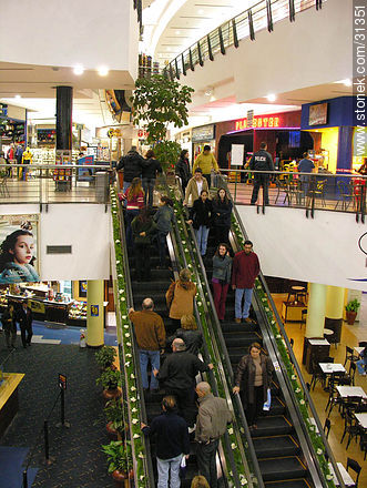 Punta Shopping mall - Punta del Este and its near resorts - URUGUAY. Photo #31351