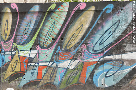 Graffiti in Montevideo - Department of Montevideo - URUGUAY. Photo #31504