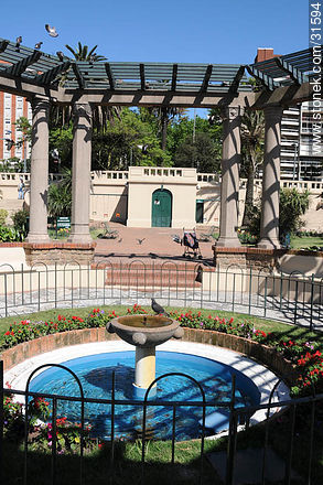 Gomensoro square - Department of Montevideo - URUGUAY. Photo #31594