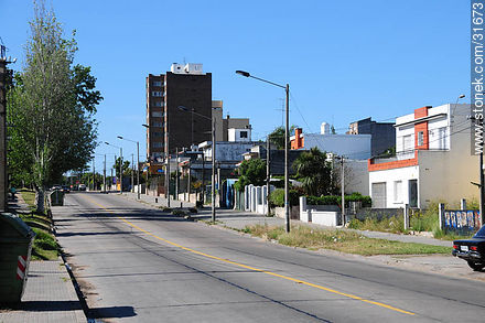 Calle Hipólito Yrigoyen - Departamento de Montevideo - URUGUAY. Foto No. 31673