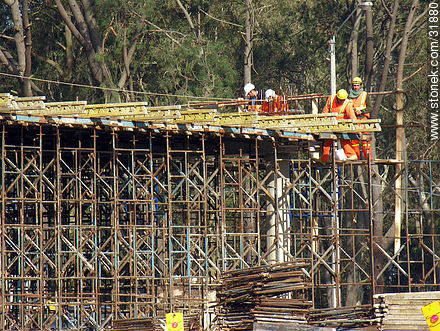Bridge under construction in Carrasco - Department of Montevideo - URUGUAY. Photo #31880
