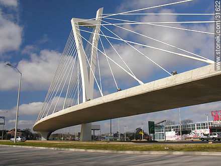 Bridge over Av. de las Americas - Department of Canelones - URUGUAY. Photo #31622