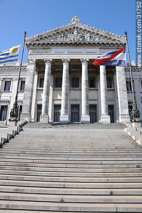 Palacio Legislativo - Departamento de Montevideo - URUGUAY. Foto No. 31752