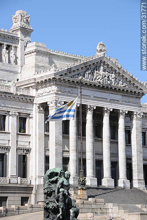 Palacio Legislativo - Department of Montevideo - URUGUAY. Photo #31771