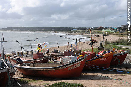 Barcos de pescadores en José Ignacio - Punta del Este y balnearios cercanos - URUGUAY. Foto No. 32116