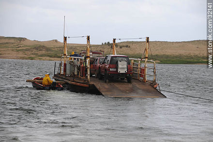 Raft for crossing cars to the other side of the Laguna Garzón - Punta del Este and its near resorts - URUGUAY. Photo #32141