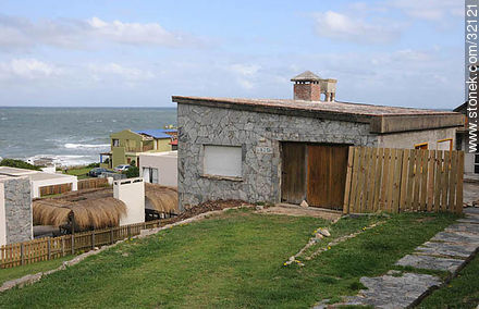 Residencias sobre el mar en José Ignacio - Punta del Este y balnearios cercanos - URUGUAY. Foto No. 32121