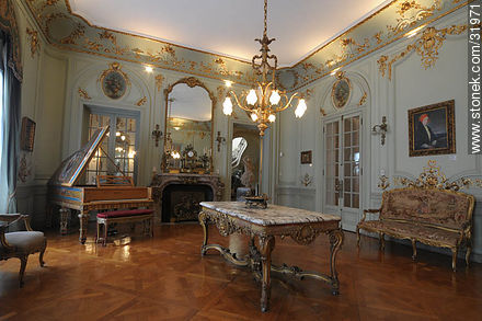 Inside Palacio Taranco. - Department of Montevideo - URUGUAY. Photo #31971