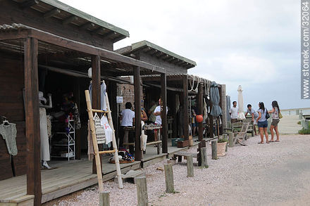 Stores in José Ignacio - Punta del Este and its near resorts - URUGUAY. Photo #32064