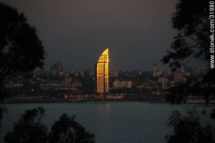 Antel tower at dusk - Department of Montevideo - URUGUAY. Photo #31980