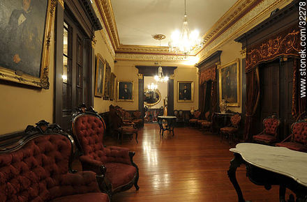 Museo Romántico - Departamento de Montevideo - URUGUAY. Foto No. 32278