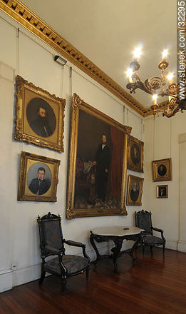 Museo Romántico - Departamento de Montevideo - URUGUAY. Foto No. 32295