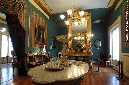 Museo Romántico - Departamento de Montevideo - URUGUAY. Foto No. 32289