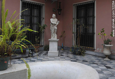 Museo Romántico - Departamento de Montevideo - URUGUAY. Foto No. 32264
