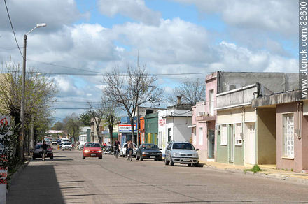 Streets of Tacuarembó city. Dr. Catalina st. - Tacuarembo - URUGUAY. Photo #32600