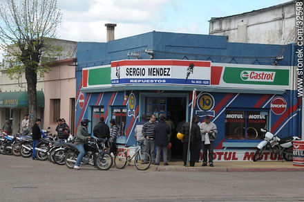 Sergio Méndez repuestos - Departamento de Tacuarembó - URUGUAY. Foto No. 32598