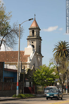 Millan St. and Camino Castro - Department of Montevideo - URUGUAY. Photo #32850