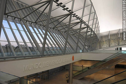 Second level of the new Carrasco airport, 2009. - Department of Canelones - URUGUAY. Photo #33195