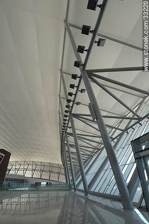 Second level hall of the new Carrasco airport, 2009. - Department of Canelones - URUGUAY. Photo #33220