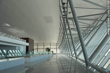Third level hall of the new Carrasco airport, 2009. - Department of Canelones - URUGUAY. Photo #33199