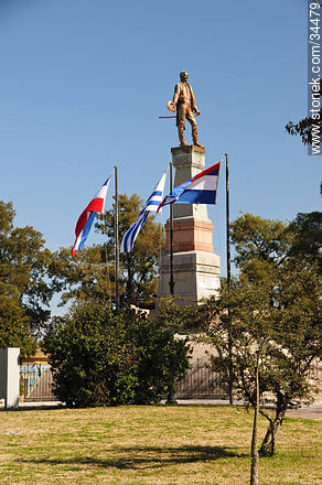 Independencia square. Monument to Artigas. - San José - URUGUAY. Photo #34479