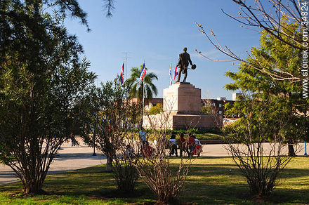 Plaza Artigas. - Departamento de Soriano - URUGUAY. Foto No. 34824