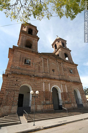 Catedral Nuestra Señora de los Dolores - Departamento de Soriano - URUGUAY. Foto No. 34690