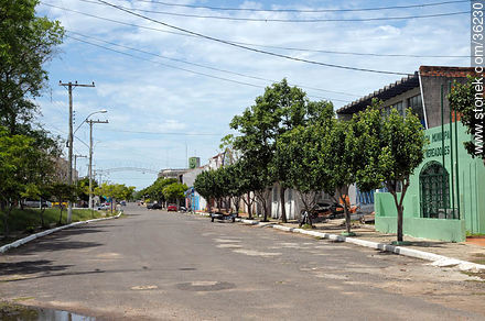 Barra do Quaraí, Brasil - Departamento de Artigas - URUGUAY. Foto No. 36230