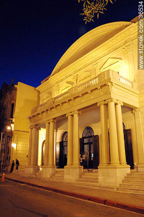 Teatro Larrañaga de Salto - Departamento de Salto - URUGUAY. Foto No. 36534
