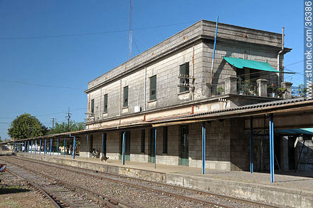 Salto train station. - Department of Salto - URUGUAY. Photo #36386