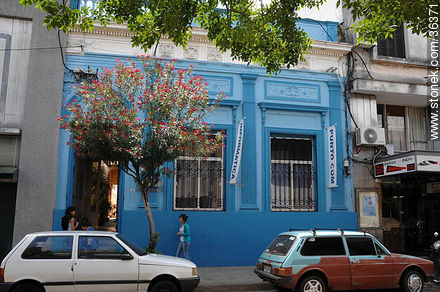 Downtown Salto.  - Department of Salto - URUGUAY. Photo #36371