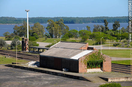 Salto Grande hydroelectric power station land. Train station. - Department of Salto - URUGUAY. Photo #36543