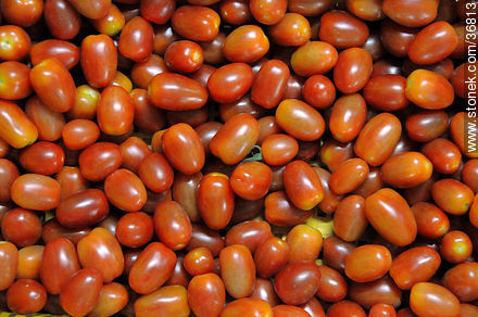 Tomates cherry peritas - Departamento de Salto - URUGUAY. Foto No. 36813