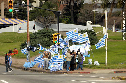 Recibimiento de la Selección Uruguaya de Fútbol en la rambla de Pocitos de Montevideo el 13 de Julio de 2010. -  - URUGUAY. Foto No. 38084