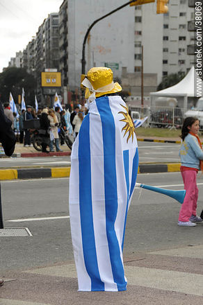Recibimiento de la Selección Uruguaya de Fútbol en la rambla de Pocitos de Montevideo el 13 de Julio de 2010. -  - URUGUAY. Foto No. 38069