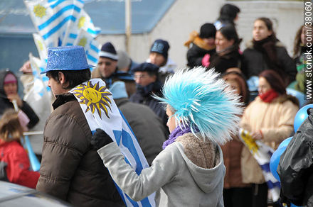 Recibimiento de la Selección Uruguaya de Fútbol en la rambla de Pocitos de Montevideo el 13 de Julio de 2010. -  - URUGUAY. Foto No. 38060