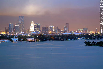 Biscayne Bay at dusk - State of Florida - USA-CANADA. Photo #38536