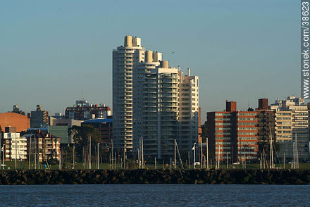 Puerto del Buceo - Department of Montevideo - URUGUAY. Photo #38623