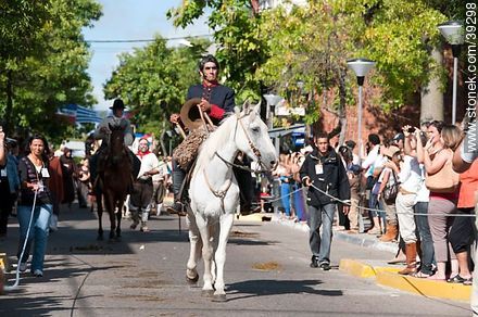 Artigas en su caballo blanco - Departamento de Tacuarembó - URUGUAY. Foto No. 39298