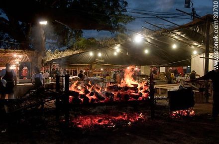 Área de comidas - Departamento de Tacuarembó - URUGUAY. Foto No. 39700