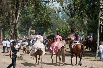 Participantes del concurso Flor del Pago - Departamento de Tacuarembó - URUGUAY. Foto No. 39636