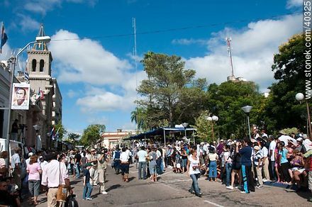 Calle 18 de Julio. - Departamento de Tacuarembó - URUGUAY. Foto No. 40325