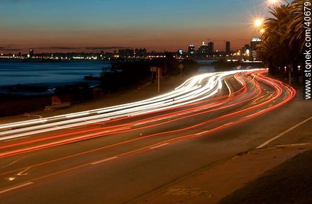 Light trails in Punta Gorda - Department of Montevideo - URUGUAY. Photo #40679