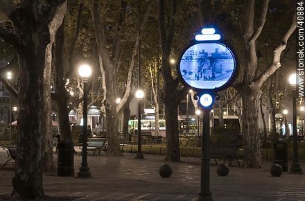 Plaza Constitución - Departamento de Montevideo - URUGUAY. Foto No. 40884